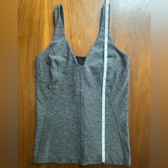 Lululemon Contour Tank in heathered grey | size 6 - Picture 10 of 10